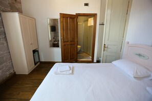 Camera Standard, vista città