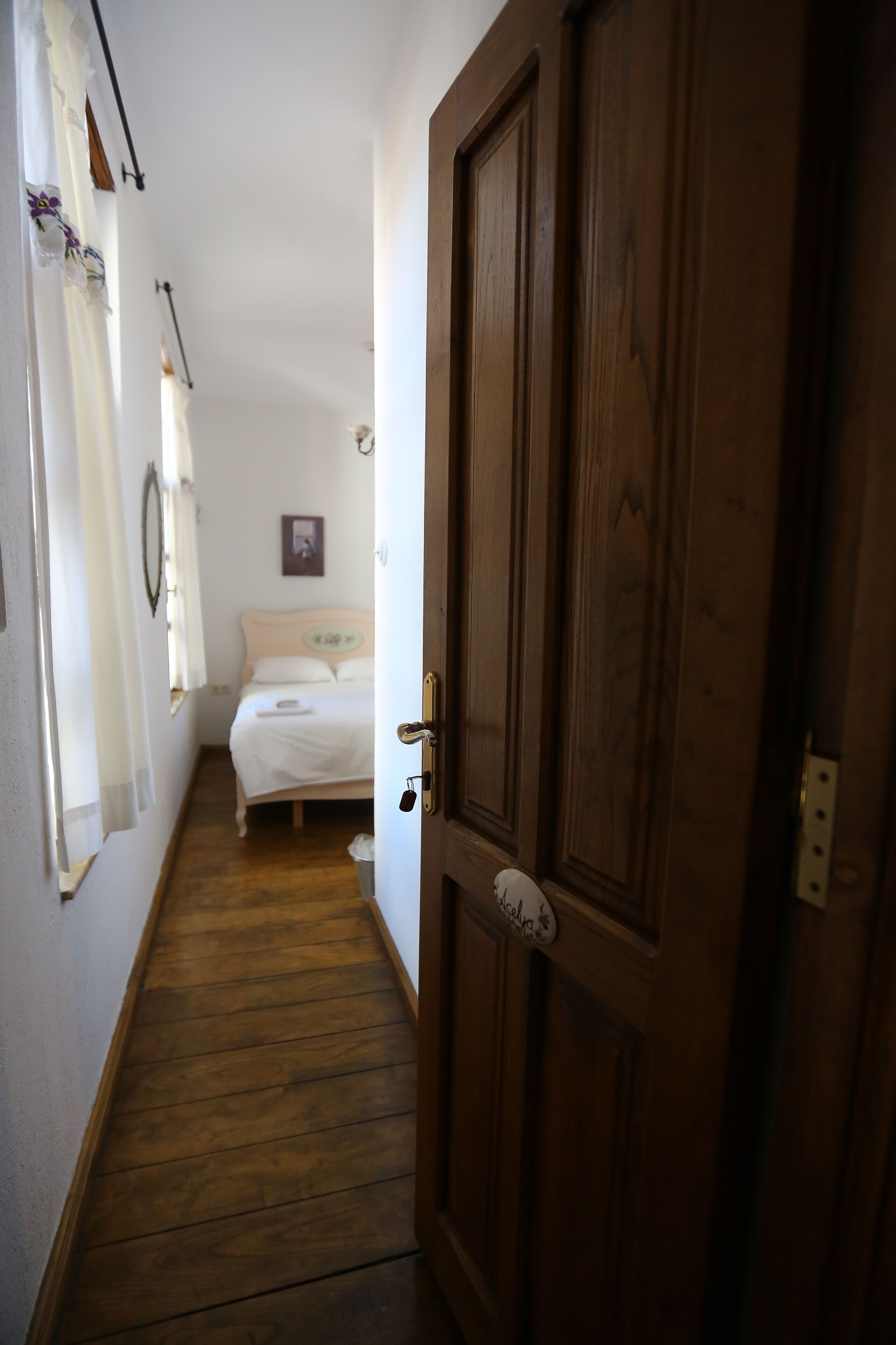 Camera Economy, vista cortile