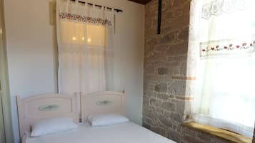 Standard Room, City View | Free WiFi