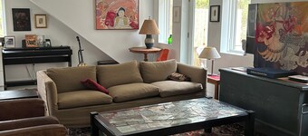 Restored barn in charming Lyme with studio apartment.