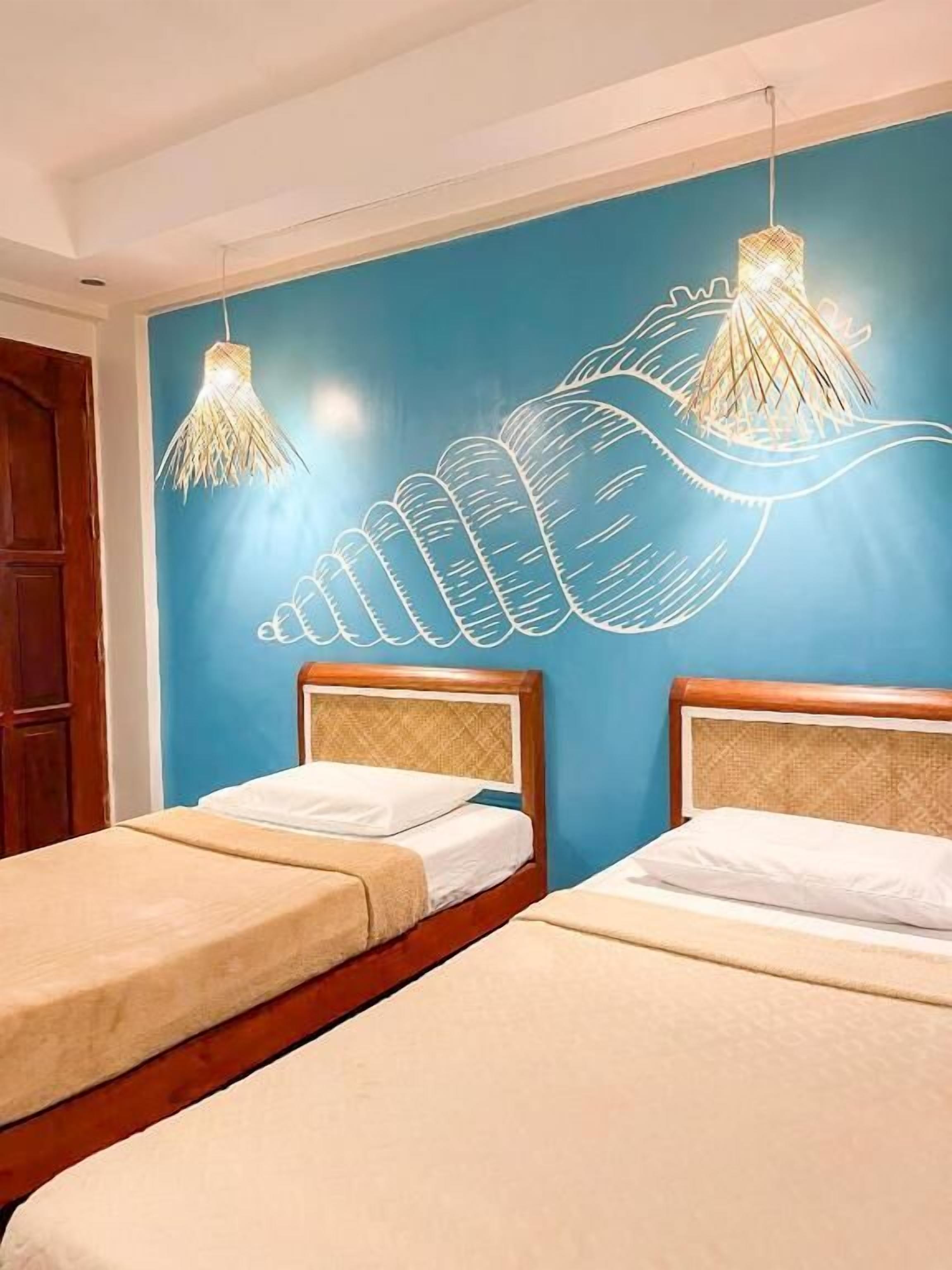 Kahden hengen comfort-huone (kaksi sänkyä), parveke, merinäköala