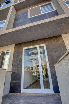 Exterior detail - Luxury duplex apartment, sun terrace, jacuzzi SDIN1-1 (Swieqi)