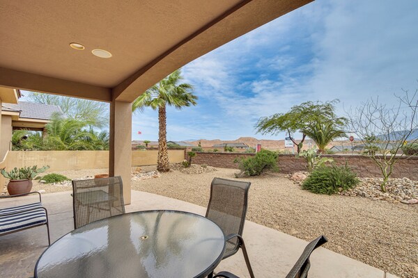 Hike, Golf & Try Your Luck! Mtn-view Mesquite Home - Nevada