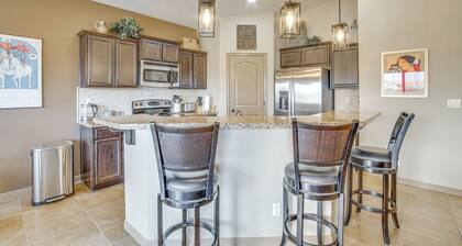 Hike, Golf & Try Your Luck! Mtn-view Mesquite Home