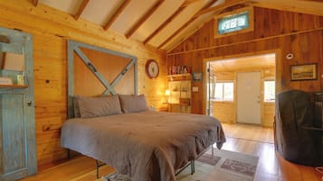 House (1 Bedroom) | Interior