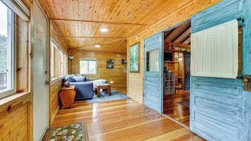 House (1 Bedroom) | Interior
