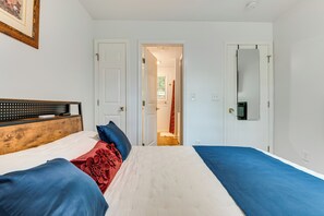 House (1 Bedroom) | Interior - ATL Couples Retreat 7 Mi to Mercedes-benz Stadium (Atlanta)