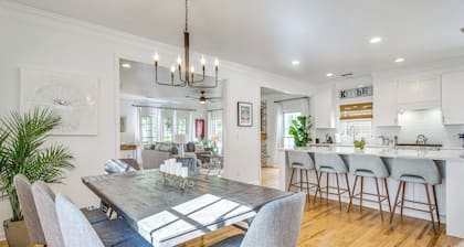 Walk to Mercedes-benz! Spacious Getaway in Atlanta