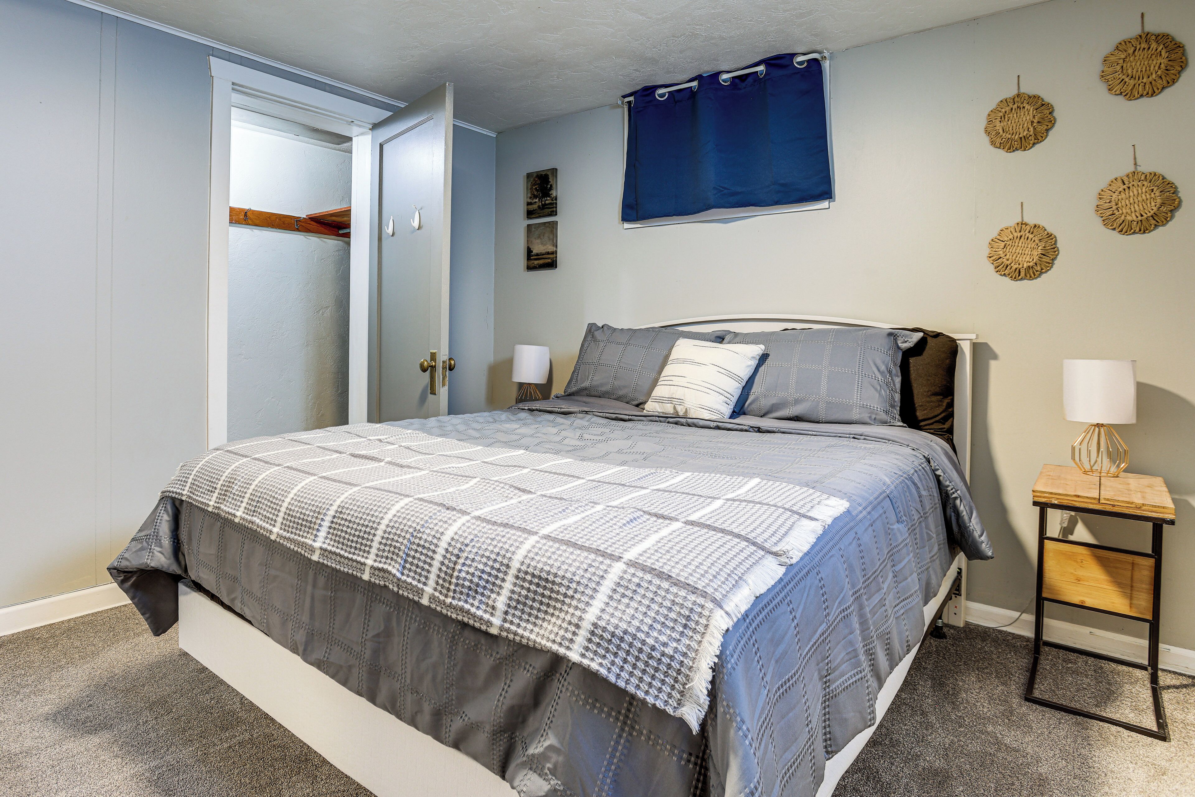 Apartment (1 Bedroom) | Interior