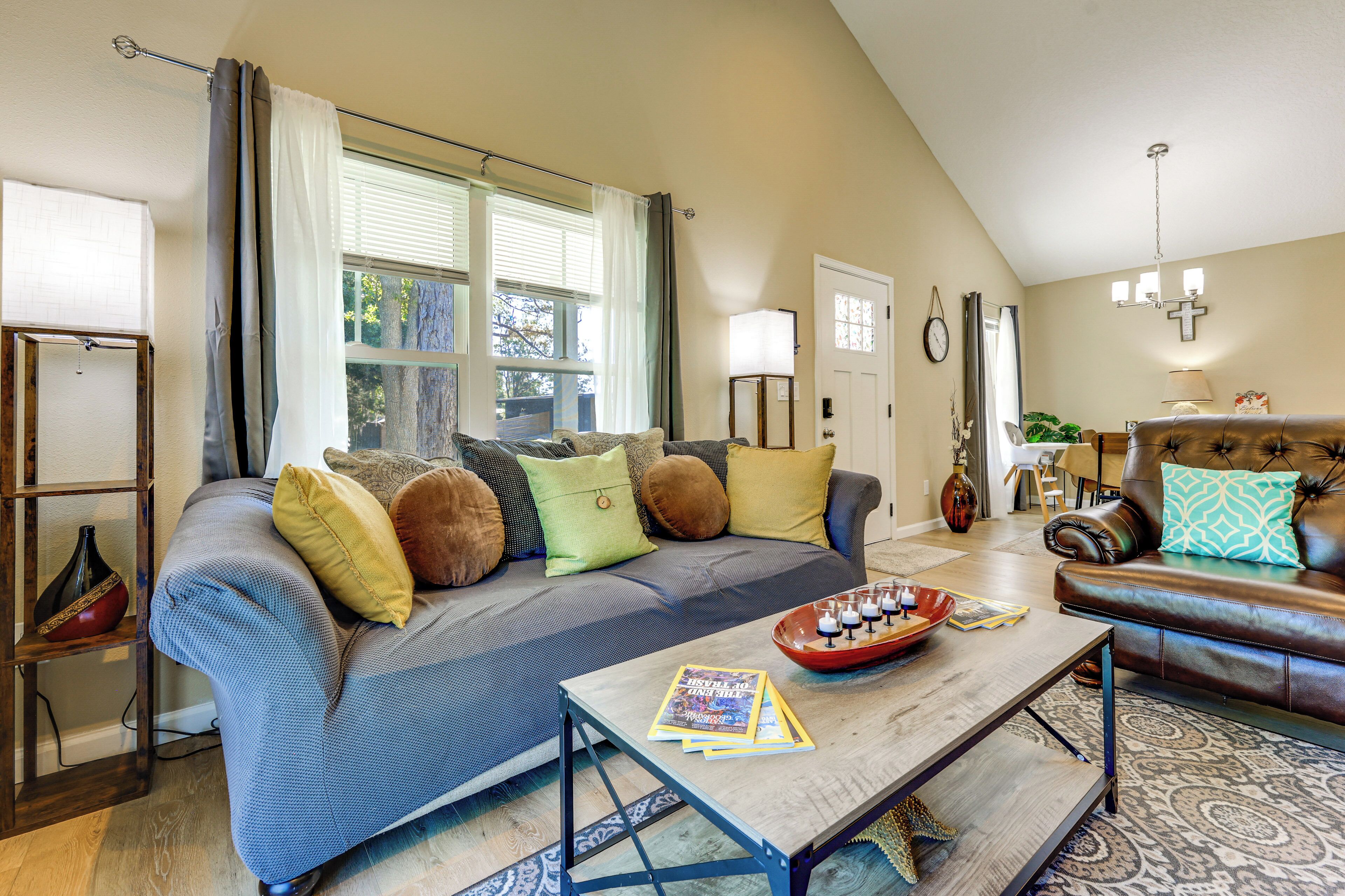 House (3 Bedrooms) | Front of property