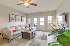 Interior - Gem w/ Stunning Lake Travis Views Overlooking Pool (Leander)