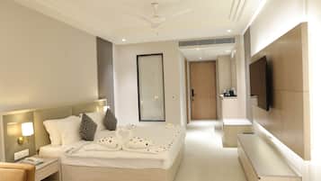 Superior Room, City View