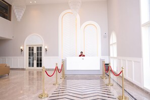 Lobby - Ranveer Hotel (Haldwani)