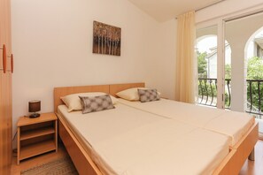 Room - Villa Anita – for 10 Guests with Private Pool, Okrug Donji (Okrug Donji)