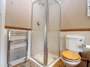 Shower - Daisy Cottage (Dorking)