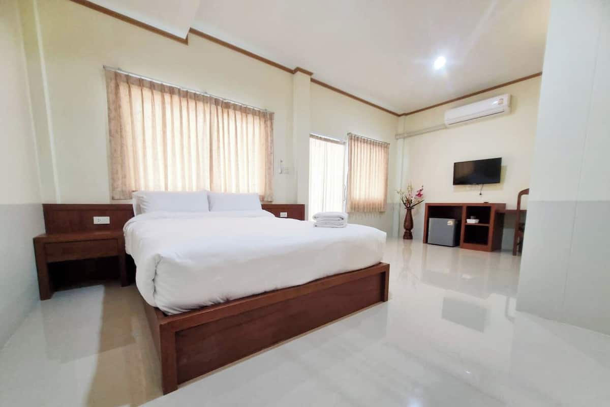 Basic Single Room, Hill View