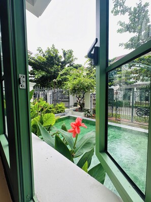 Basic-værelse med dobbeltseng eller 2 enkeltsenge - havudsigt | Interiør