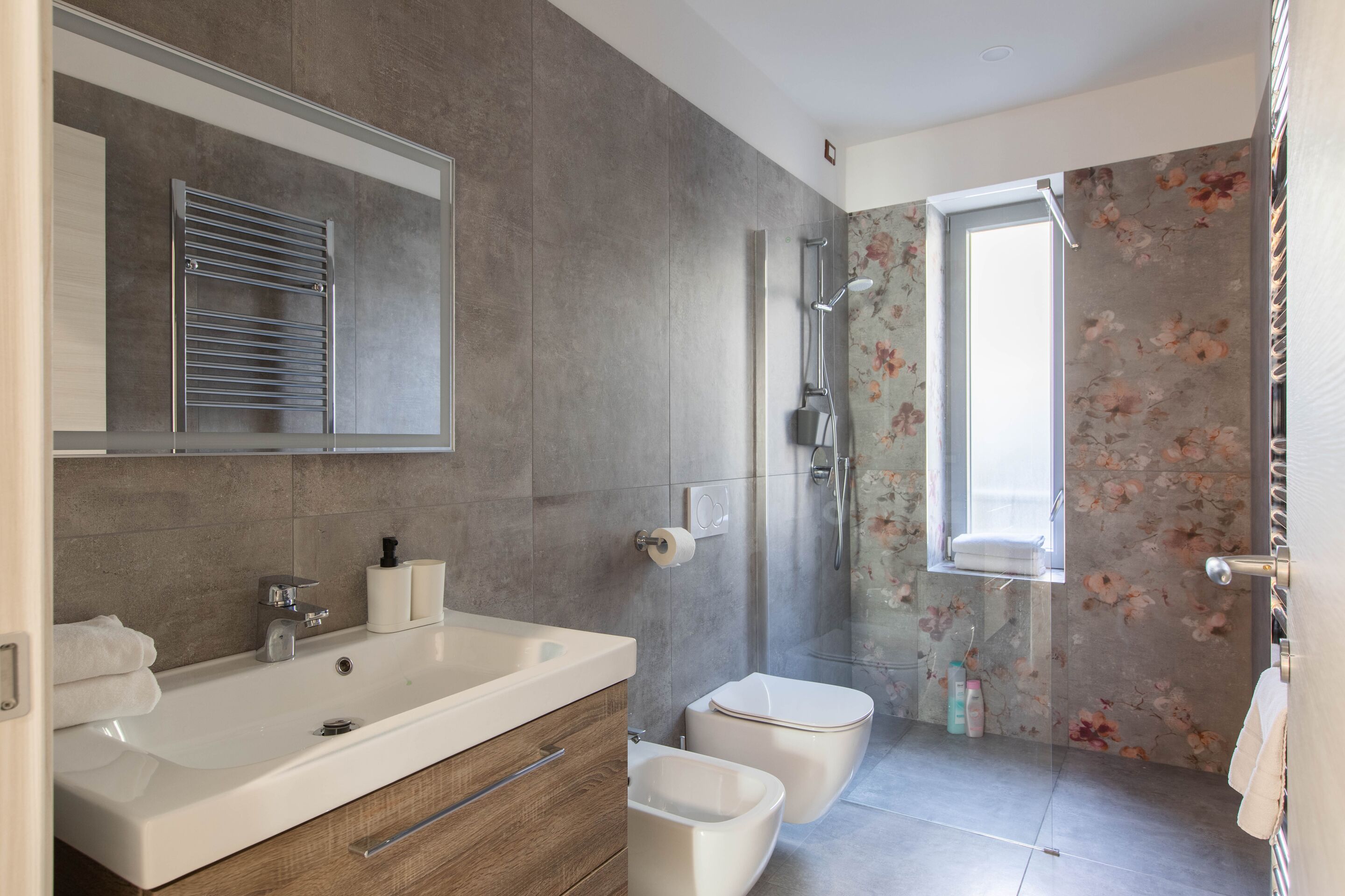 Comfort Apartment, 1 Bedroom, Balcony | Bathroom
