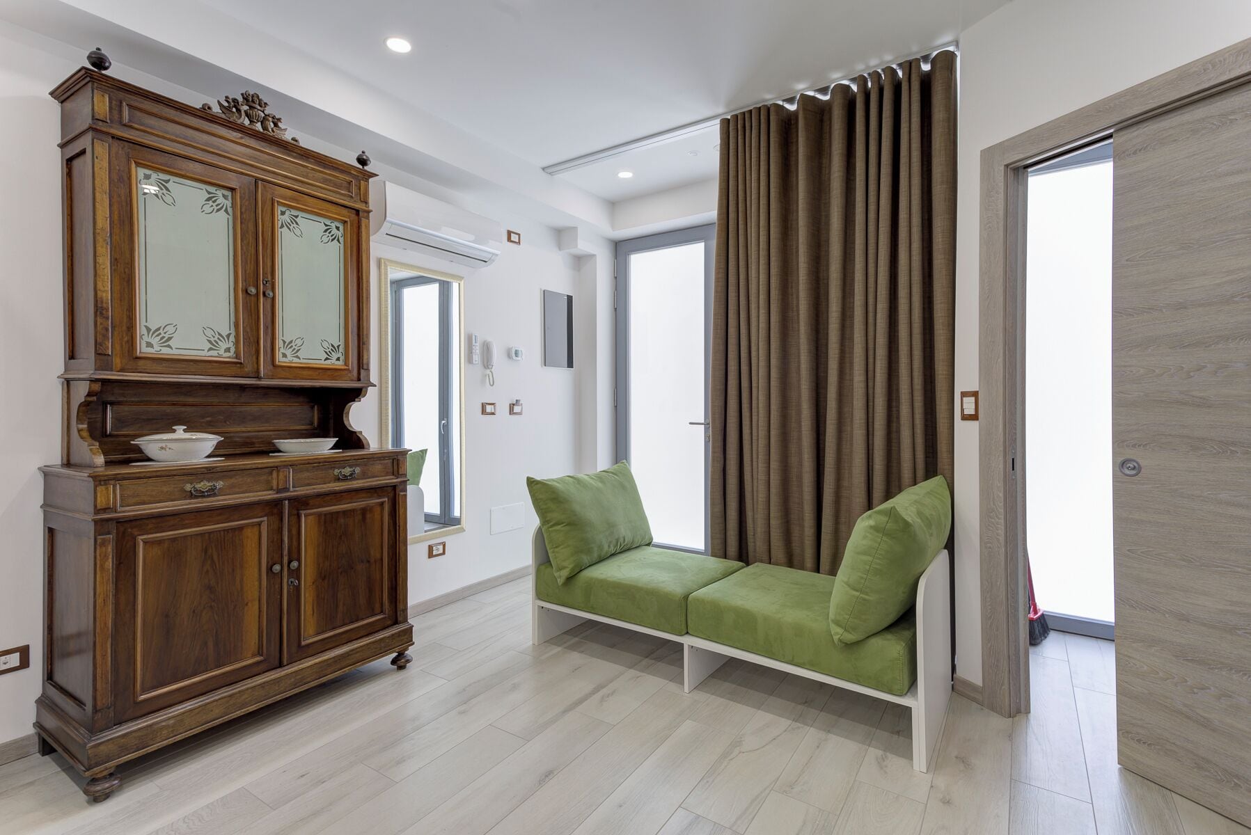 Studio | Interior