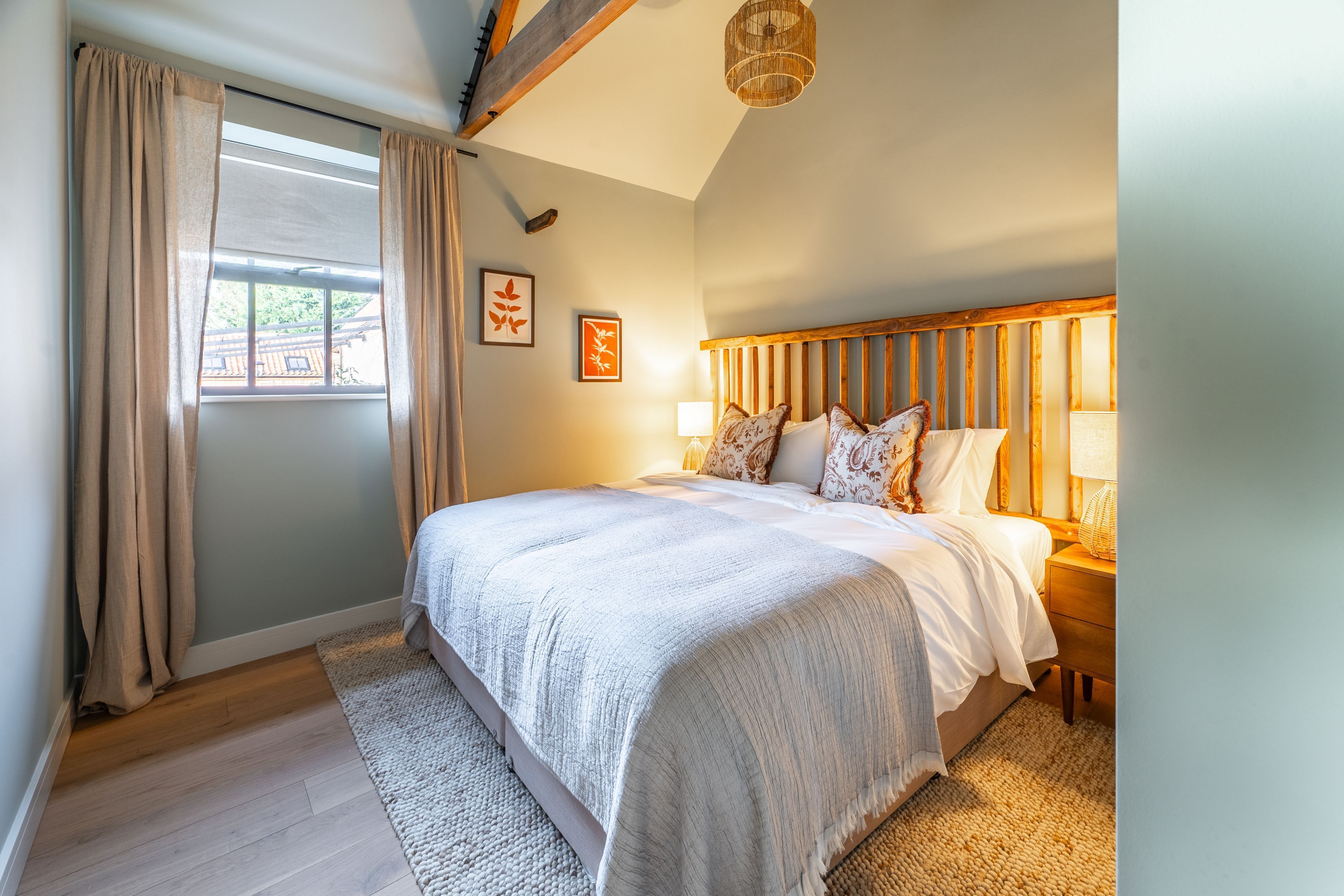 3 bedrooms, iron/ironing board, Internet, bed sheets
