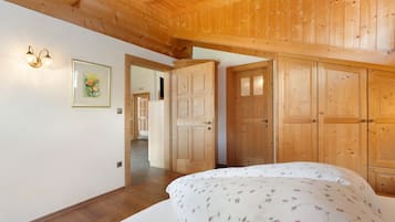 1 habitación, wifi y ropa de cama
