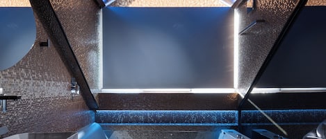 Luxury Suite, Executive Level | Spa