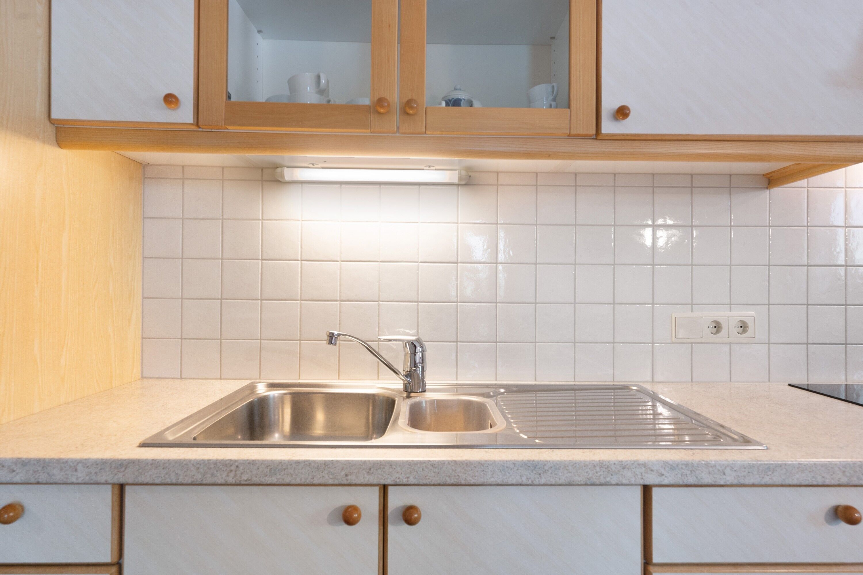 Refrigerador, horno, placa de cocina, cafetera/tetera