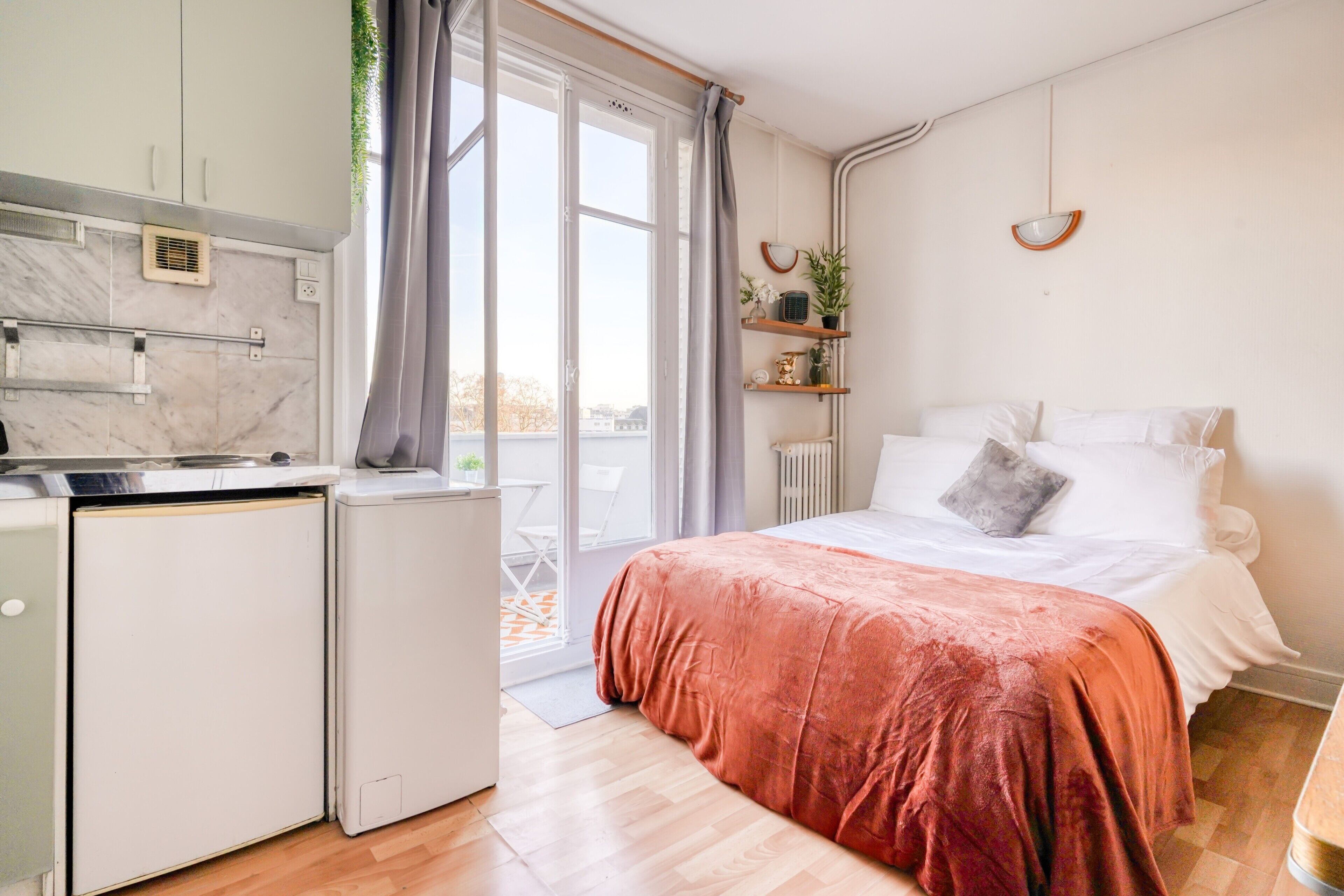 1 bedroom, WiFi, bed sheets
