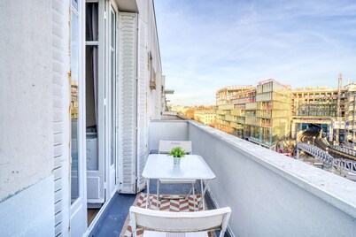Apartment 'Terrace and Comfort – Austerlitz' with Balcony and Wi-Fi
