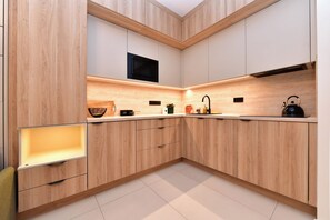 Estúdio conforto, vista para a cidade | Cozinha privada | Micro-ondas, cooktop, chaleira elétrica, toalhas de papel