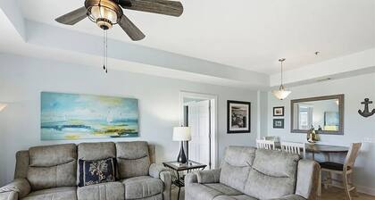 Gorgeous River front 3 Bdrm Condo with amazing views in charming Darien GA
