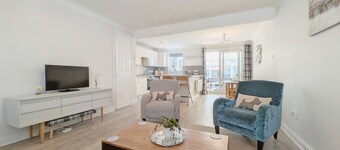 Shell Seekers - Selsey -  a family house that sleeps 6 guests  in 3 bedrooms