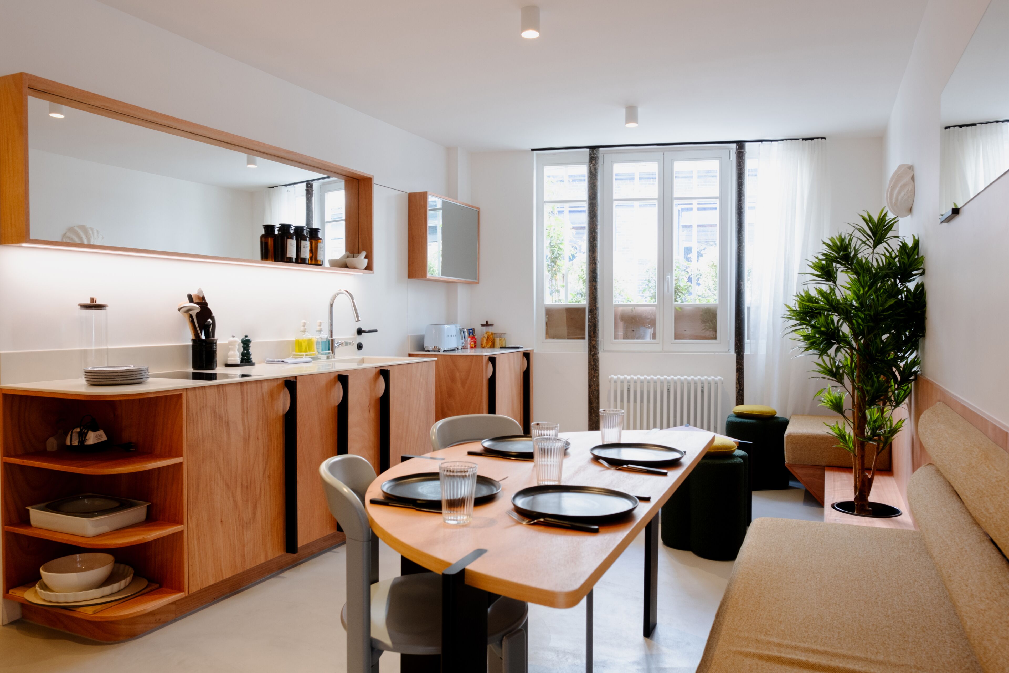 Design Apartment, 2 Bedrooms | Dining