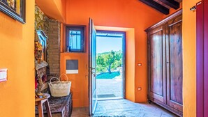 Interior - La Casetta di Mali by Interhome (Riparbella)