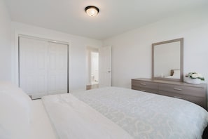3 chambres, fer et planche Ă repasser, accĂšs au Wi-Fi (inclus)