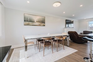 Dining - City Oasis with Hot Tub & Sunroom in Ottawa (Ottawa)