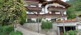 Appartement « A2 » avec vue sur la montagne, piscine commune et Wi-Fi