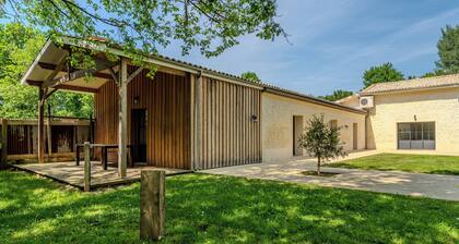 Villa haut de gamme avec piscine pour groupe â entre ocĂ©an et vignobles