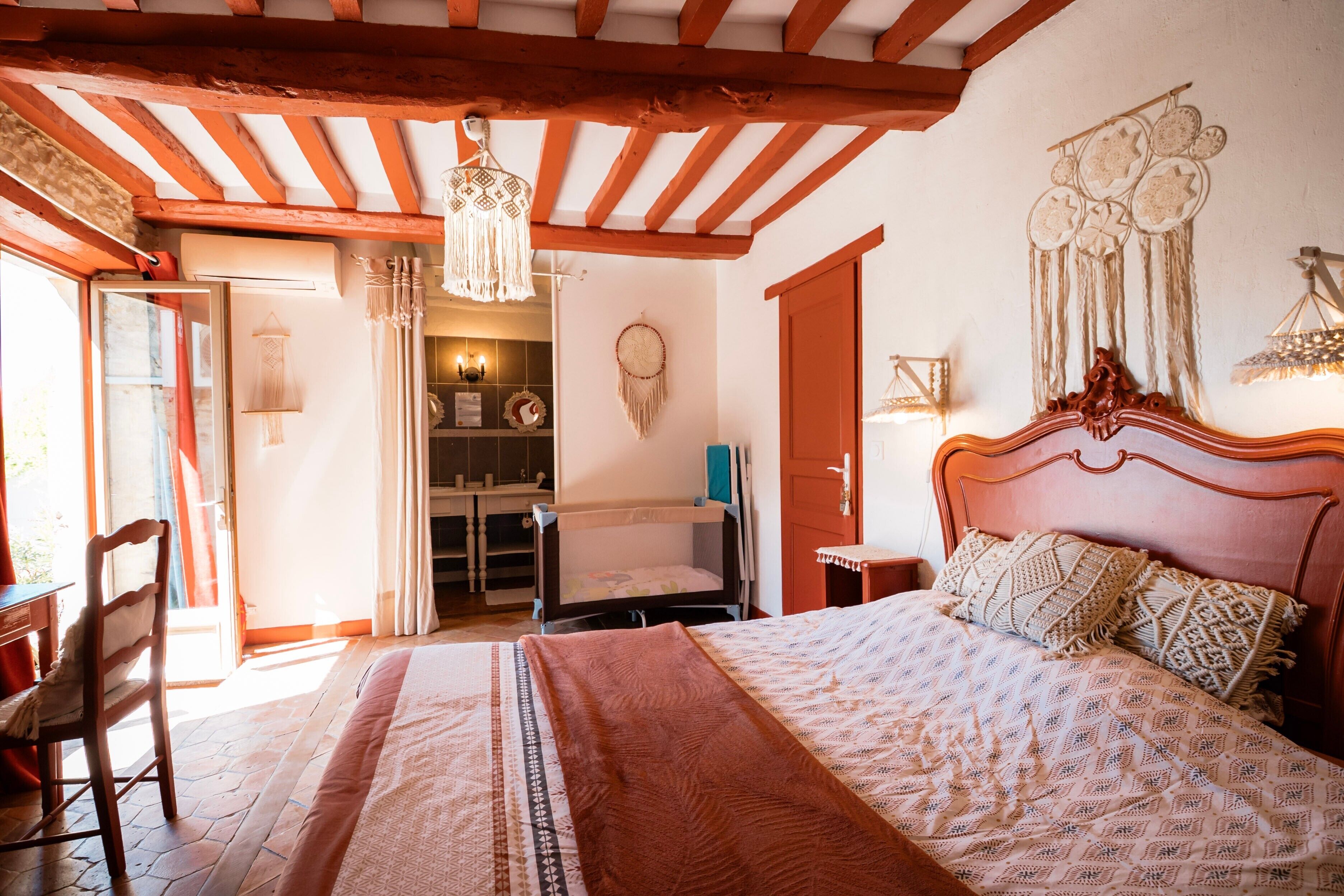 1 chambre, Wi-Fi, draps fournis
