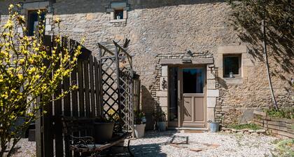 Gästezimmer „Chambre Romance“ mit privater Terrasse, WLAN und Klimaanlage