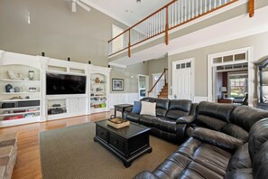 Smart TV, fireplace, DVD player, books - 27523 Medallion Ave., The Peninsula ~ (Millsboro)