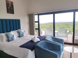 In-room safe, individually decorated, individually furnished, bed sheets - Walker Bay Dunes Lodge (Stanford)