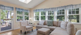 Great location, Dog Friendly, Central AC!