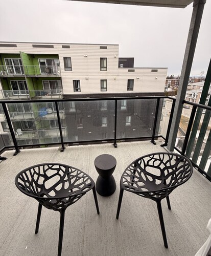 Stylish 1-Bedroom Apartment in Quebec| Prisme
