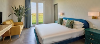 VILLA COLLE DEI VIGNETI - Sardinian Vineyard Estate