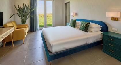 VILLA COLLE DEI VIGNETI - Sardinian Vineyard Estate