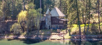 New Listing! Lakefront | Private Beach and Dock | 3 Master Suites | Hot Tub