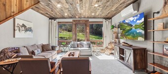 New Listing! Large Barn Home | Rustic-Chic Retreat | Hot Tub | Sauna