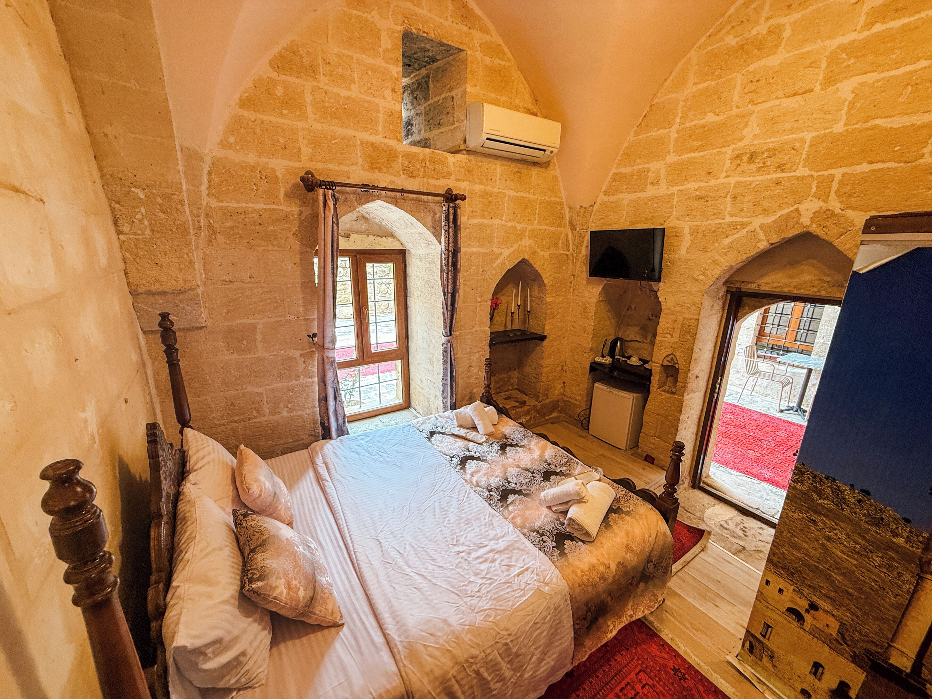 Classic Double Room, Courtyard View