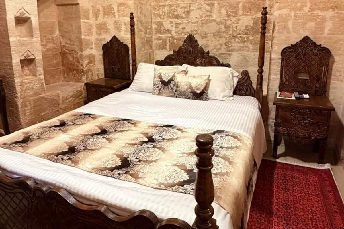 Deluxe Double Room, Courtyard View